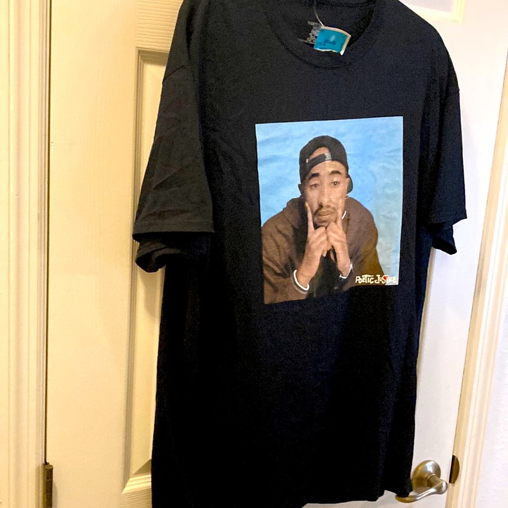 Thirty Single Mens Poetic Justice Tupac T-Shirt
